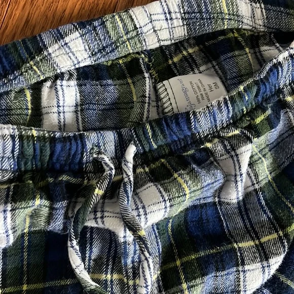 Pajamagram Plaid Flannel Pajamas (Women’s Small) - Picture 3 of 4